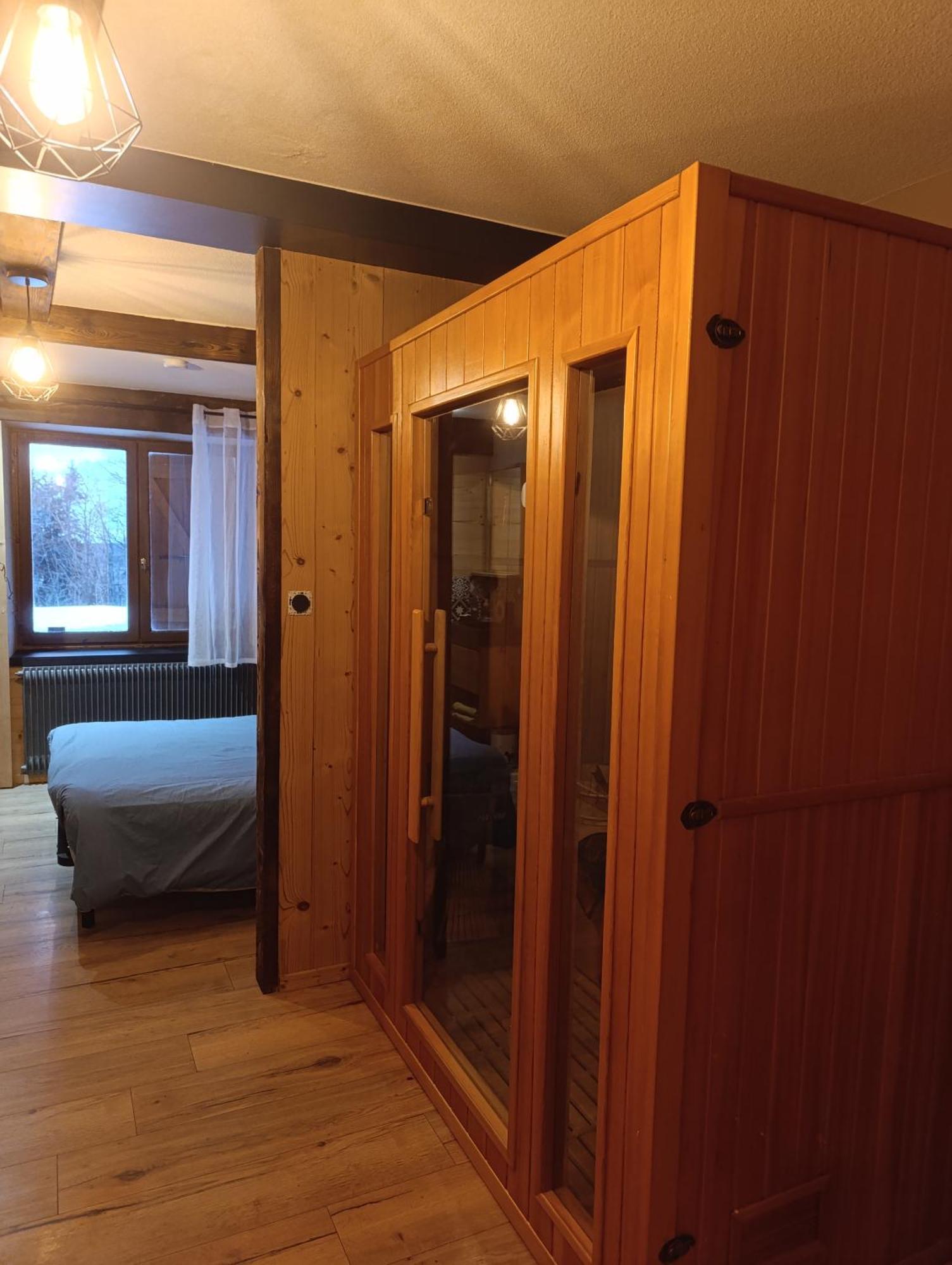Chambre Les Etoiles De Bevy Septmoncel-Les-Molunes Værelse billede